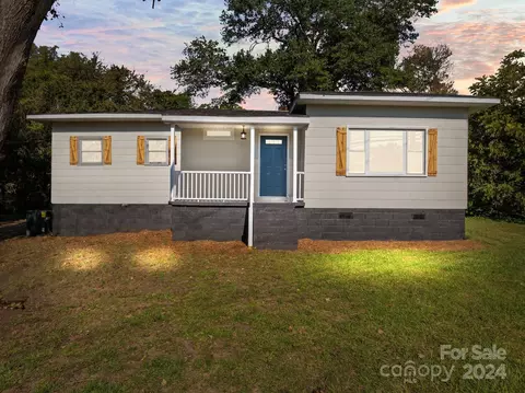 718 Old Charlotte Sw Rd SW, Concord, NC 28027