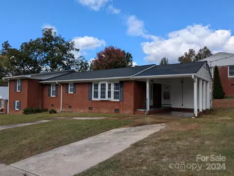 229 Byrd St, Troy, NC 27371