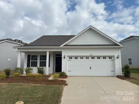1040 Bull Dog Ln, Wingate, NC 28174