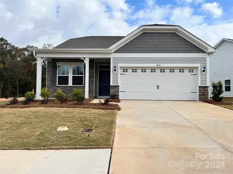 1044 Bull Dog Ln, Wingate, NC 28174