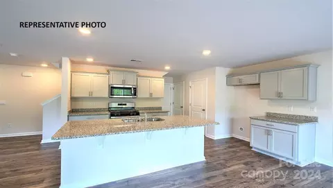 847 Two Brothers Ln, York, SC 29745