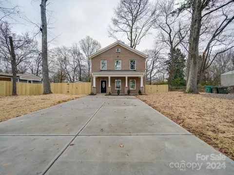 13915 Pheasantwood Pl, Matthews, NC 28105