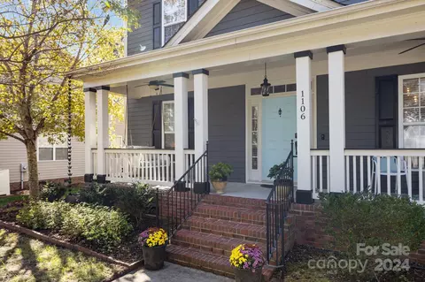 1106 Dove Trce, Tega Cay, SC 29708