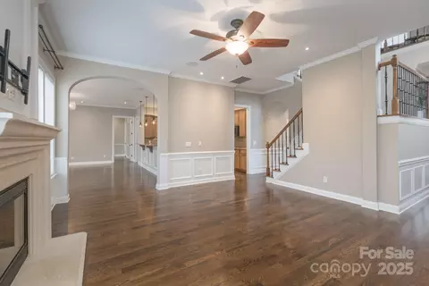 Living - 507 Quicksilver Trl, Fort Mill, SC 29708 photo 4 of 12