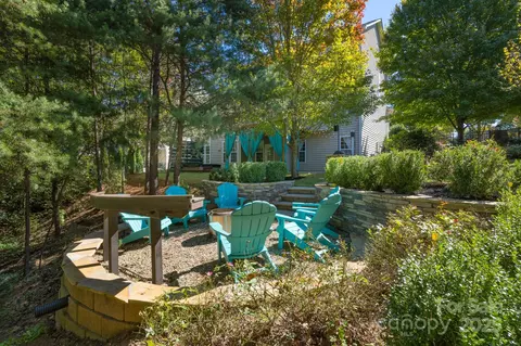 Exterior - 507 Quicksilver Trl, Fort Mill, SC 29708 photo 3 of 4