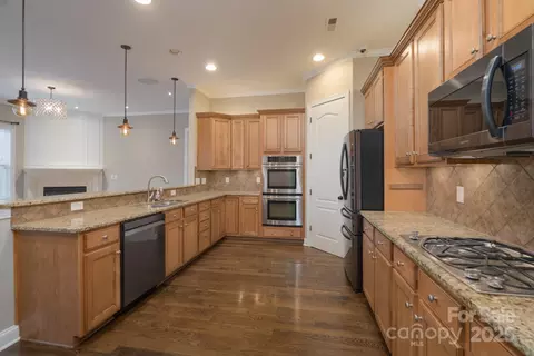 Kitchen - 507 Quicksilver Trl, Fort Mill, SC 29708 photo 3 of 3