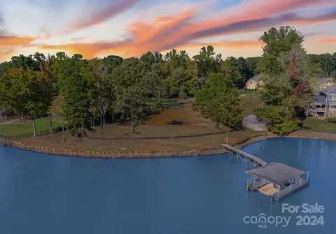 315 Barber Loop, Mooresville, NC 28117