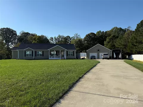 275 Red Cedar Rd, Mooresville, NC 28115