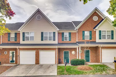 2045 Lennox Square 14 Rd #14, Charlotte, NC 28210