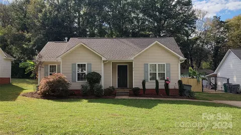 2716 Marmac Rd, Charlotte, NC 28208