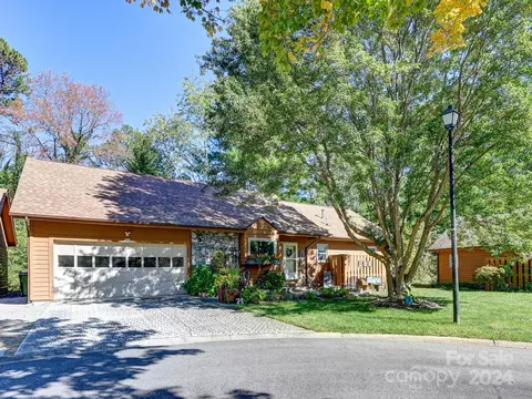 20 Foxglove 20a Ct #20A, Asheville, NC 28805