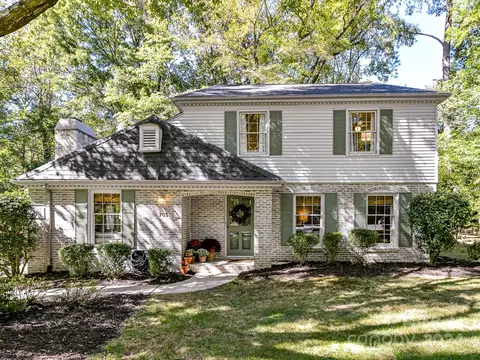 705 Mcnabb Ct, Matthews, NC 28105
