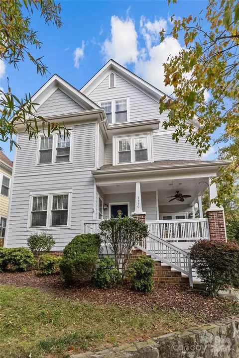 1550 Tippah Park Ct, Charlotte, NC 28205