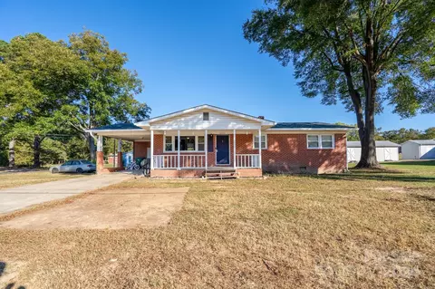2003 Monza Dr, Albemarle, NC 28001