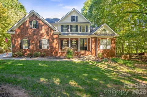 128 Archbell Point Ln, Mooresville, NC 28117