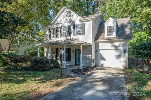 7912 Bristle Ln, Charlotte, NC 28214