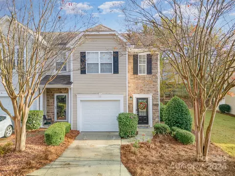 2111 Midnight Blue Ln, Fort Mill, SC 29708