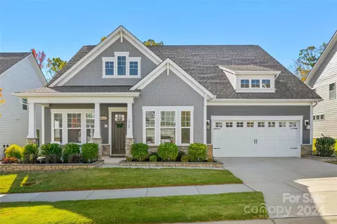 2749 Suffolk Pl, Fort Mill, SC 29715