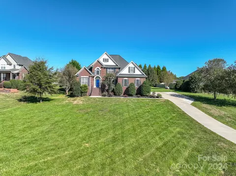 4108 Cheshire Glen Dr, Monroe, NC 28110