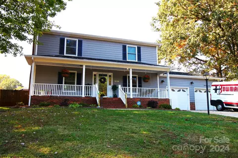2171 Winterfield Dr, Gastonia, NC 28056