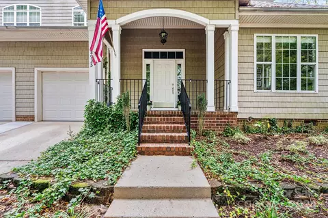 18935 Cloverstone Cir, Cornelius, NC 28031