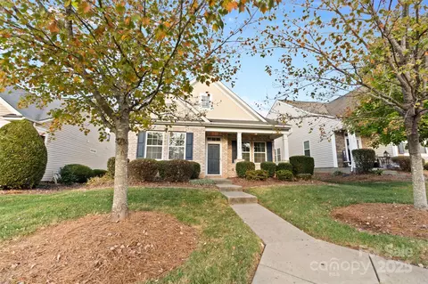 1014 Garden Oak Dr, Indian Trail, NC 28079