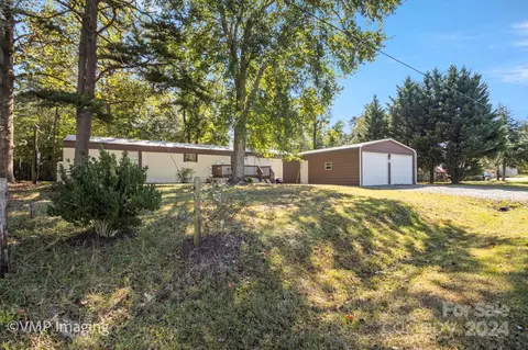 408 Sherrill Farm Rd, Lincolnton, NC 28092
