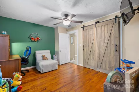 Bedroom - 108 Powell Rd, Morganton, NC 28655 photo 2 of 4