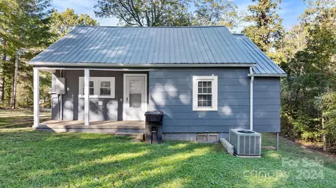 Exterior - 108 Powell Rd, Morganton, NC 28655 photo 7 of 9