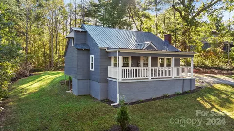 Exterior - 108 Powell Rd, Morganton, NC 28655 photo 4 of 9