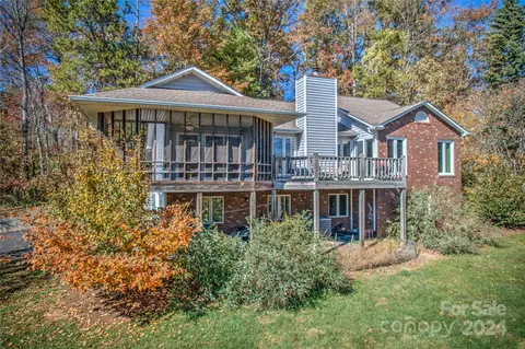 27 Cane Creek Cir, Fairview, NC 28730