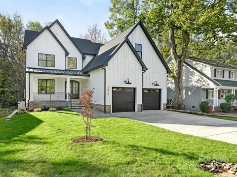 2916 Hanson Dr, Charlotte, NC 28207
