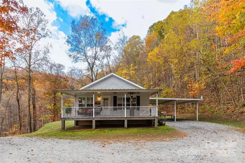 418 Milk Sick Cv, Cullowhee, NC 28723