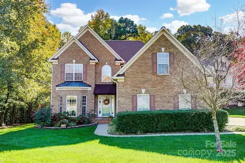 7484 Brentfield Ln, Stanley, NC 28164