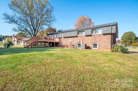 2741 Cedar St, Conover, NC 28613 photo 33
