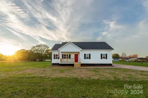 204 Wetmore Rd, Woodleaf, NC 27054