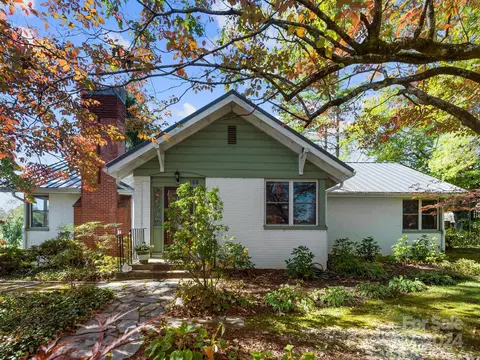 169 Parkview Dr, Brevard, NC 28712