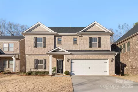 6602 Vizcaya Ct, Charlotte, NC 28226