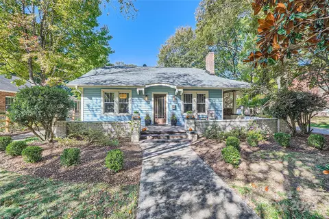 1733 The Plz, Charlotte, NC 28205