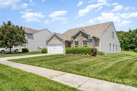135 Anastasia Ln, Lincolnton, NC 28092