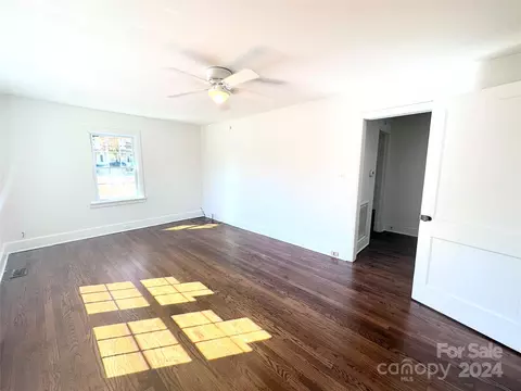 610 Godfrey St, Pageland, SC 29728 photo 3