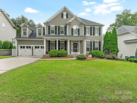419 Pinnacle Ln, Huntersville, NC 28078