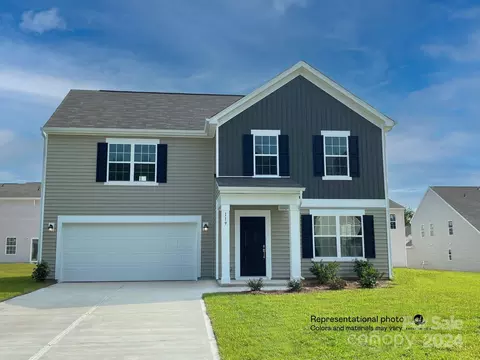 1123 Blackburn Cir, Edgemoor, SC 29712
