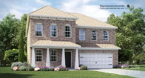 320 Hamptons Cove Rd, Troutman, NC 28166