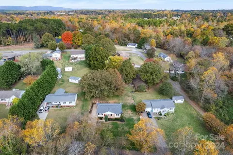 View/Area - 2255 34th Avenue Ne Dr NE, Hickory, NC 28601 photo 2 of 6