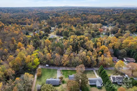 View/Area - 2255 34th Avenue Ne Dr NE, Hickory, NC 28601 photo 6 of 6