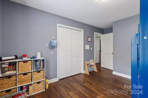 Bedroom - 2255 34th Avenue Ne Dr NE, Hickory, NC 28601 photo 6 of 6