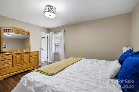 Bedroom - 2255 34th Avenue Ne Dr NE, Hickory, NC 28601 photo 3 of 6
