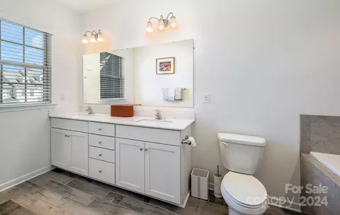 Bath - 641 Amber Meadows Way, Tega Cay, SC 29708 photo 1 of 2