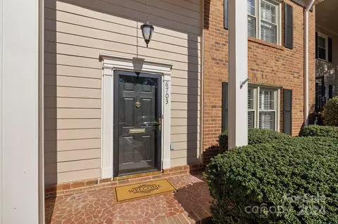 6703 Constitution Ln, Charlotte, NC 28210